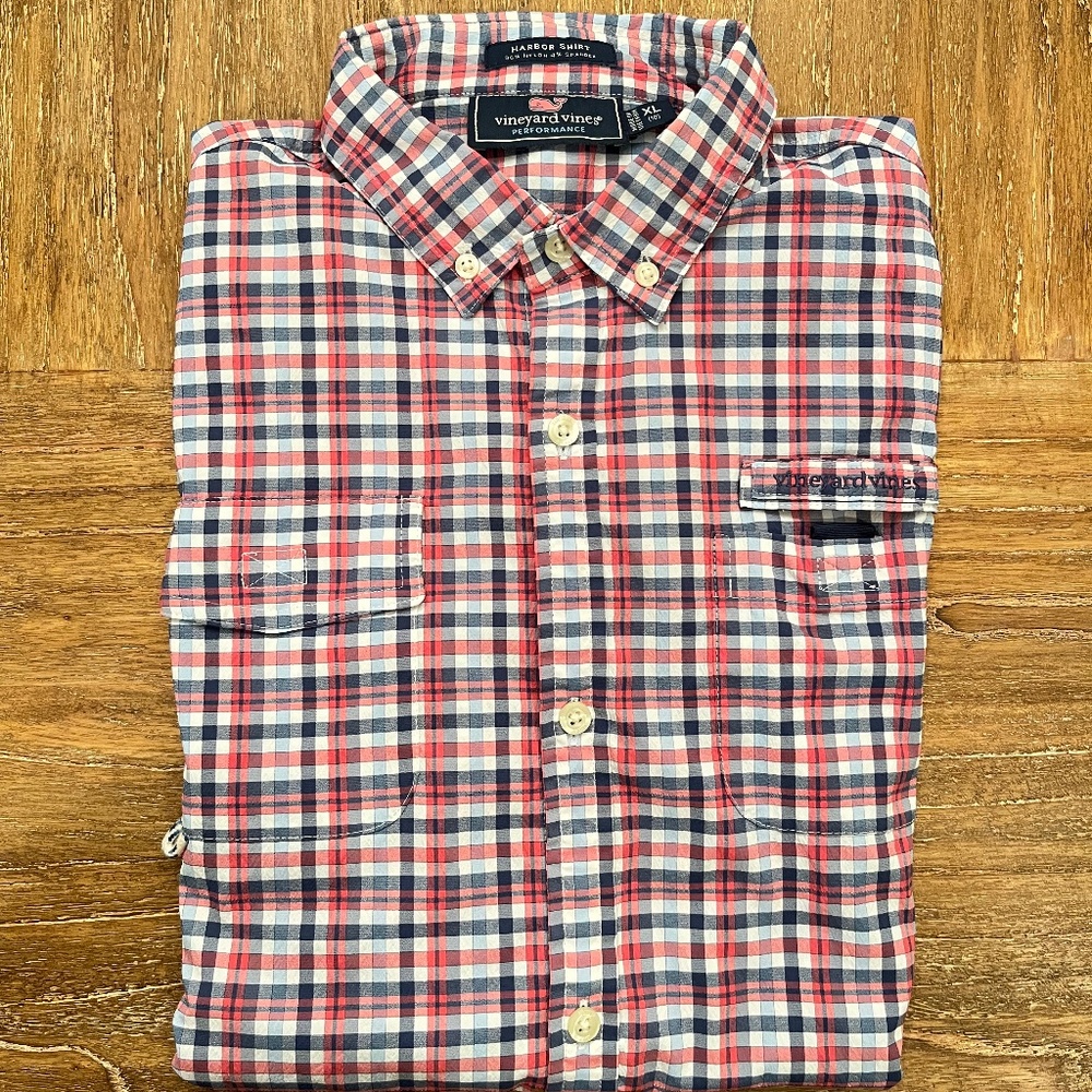 Vineyard Vines Kid's Button Down Harbor Shirt (XL) (18)